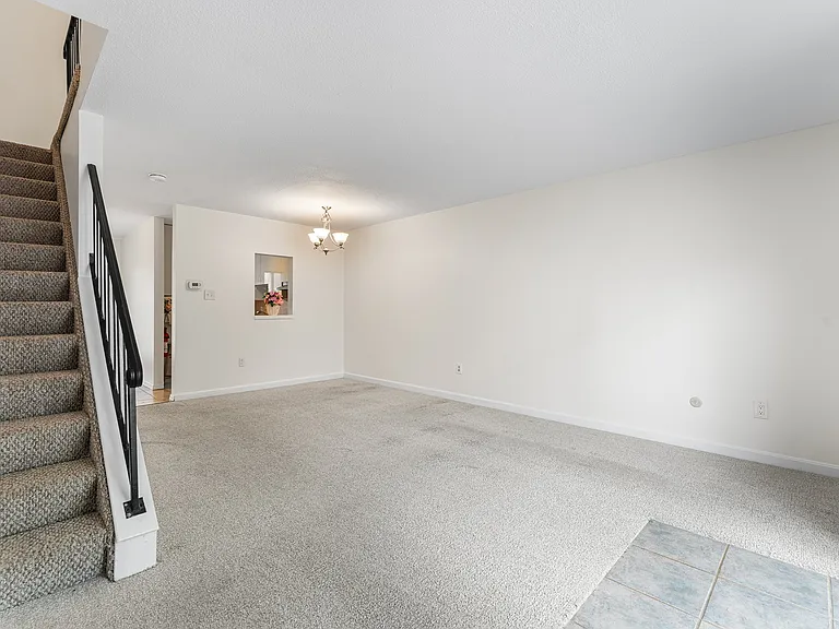 42 Village Brook Ln — Photo 5
