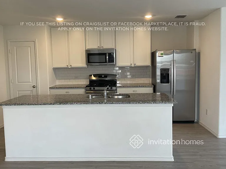 4020 Mountain Meadow Rd — Photo 6