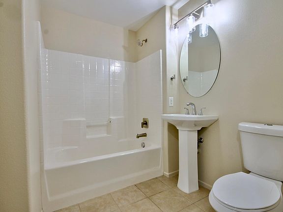 5th image of 26426 Arboretum Way #8