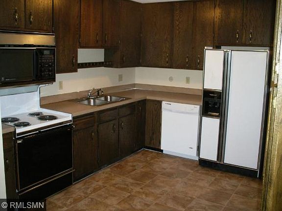2nd image of 2485 Canabury Dr #201