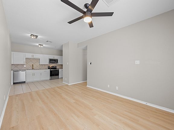 3rd image of 3705 Littleleaf Dr APT D