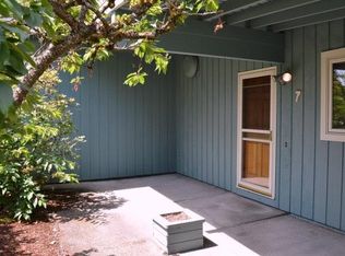 7 158th Pl NE, Bellevue, WA 98008