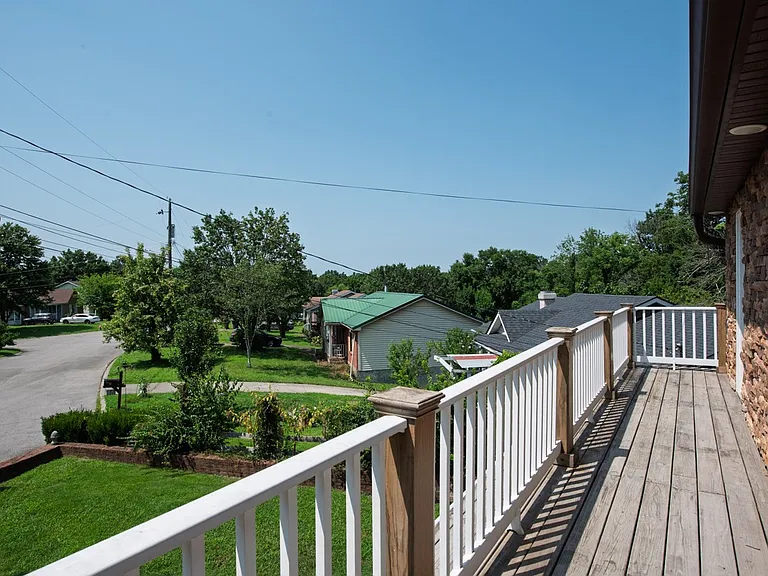 4036 Creekside Dr — Photo 27