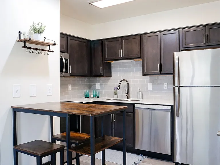 Fountain Park Apartments | Specials Available — Photo 23