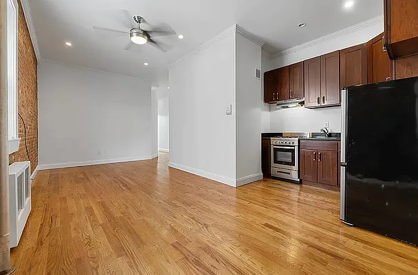 Rented by REAL New York | media 9