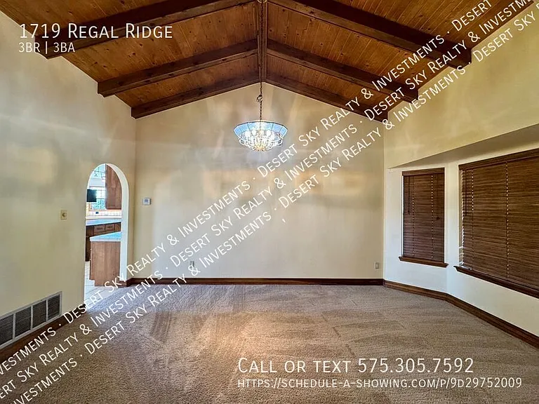1719 Regal Rdg — Photo 15