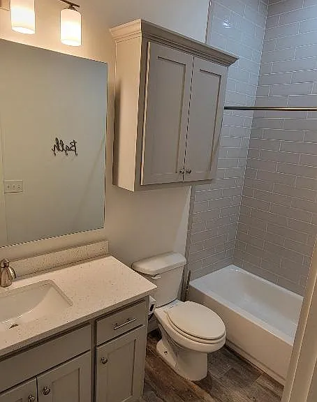 2440 Santa Monica St — Photo 11