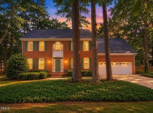 1003 Inglenook Pl, Apex, NC 27502