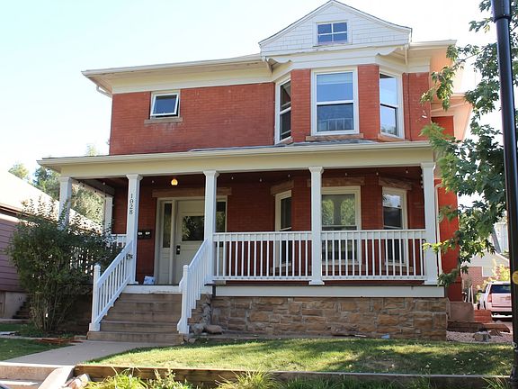 2nd image of 1028 Pleasant St