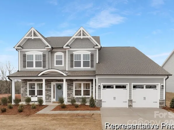 1815 Hunter Oaks Ln #60, Lincolnton, NC 28092