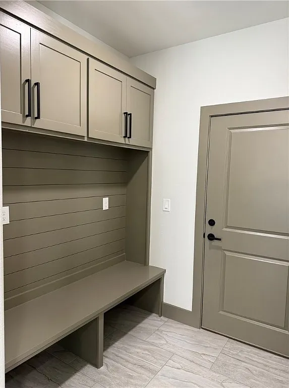 4 bed, 2.0 bath, 1712 sqft, $3,000 — Photo 4