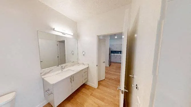 SevenO2 Main Apartments — Photo 131