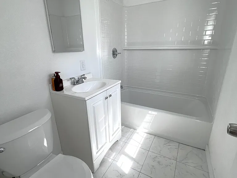 2158 W 1st Ave — Photo 7