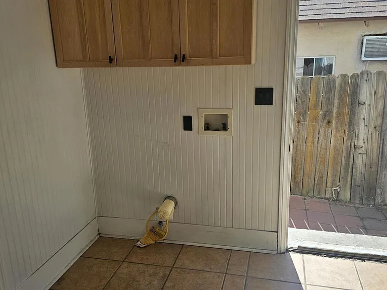 10003 Tujunga Canyon Blvd — Photo 17