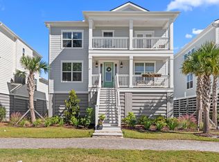 1554 N Lakeshore Dr, Mount Pleasant, SC 29466