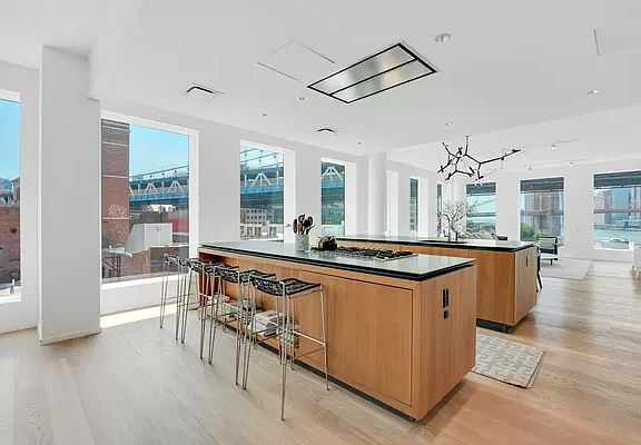 3rd image of 1 John St #8A