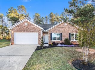 1188 Warm Spring Ct, Hampton, GA 30228