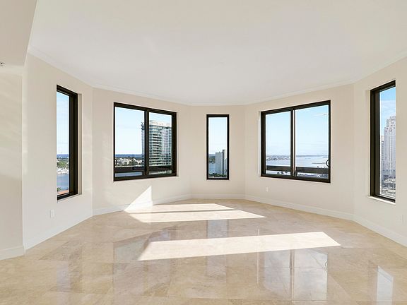 3rd image of 801 S Olive Avenue #1405