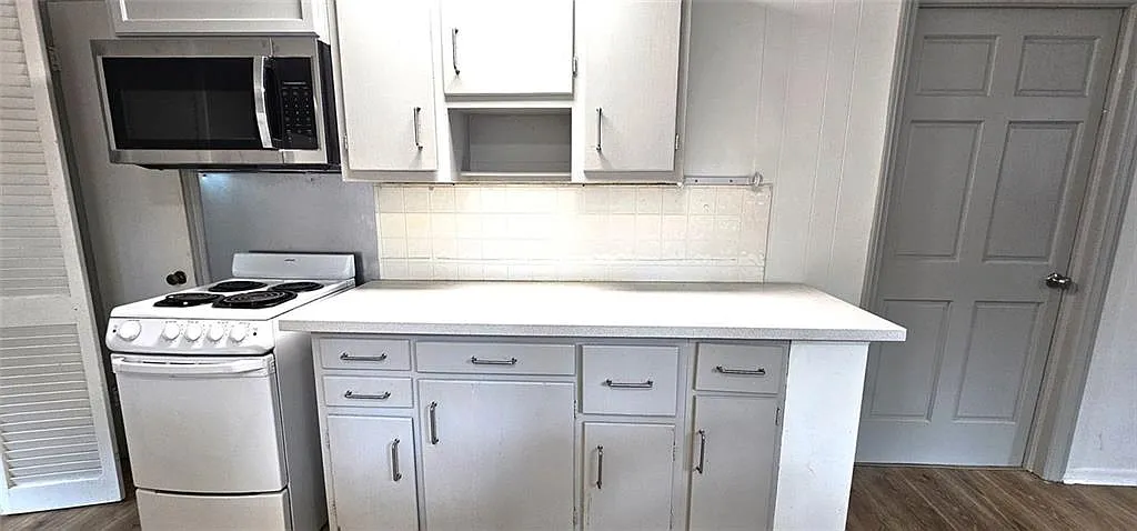 1 bed, 1.0 bath, $1,525 — Photo 4