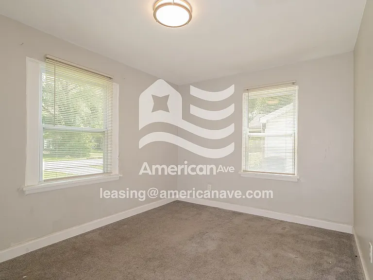 81947_009_bedroom_10.jpg