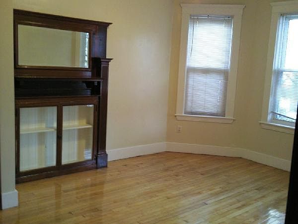 2nd image of 59 Linden St APT 01