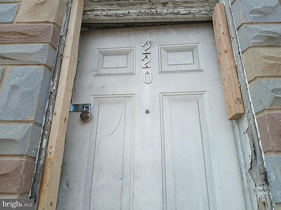 2nd image of 220 S Smallwood St