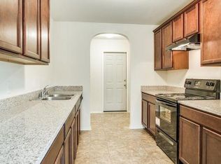 2706 Marburg St, Dallas, TX 75215