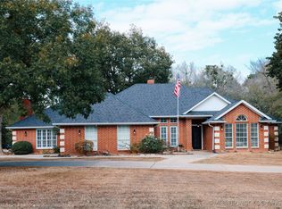 889 Knight Dr, Durant, OK 74701