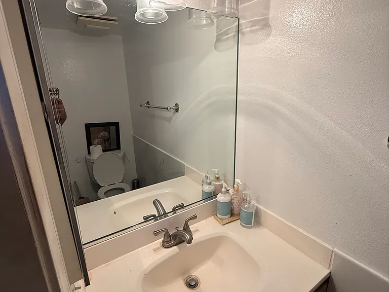 23903 Wilmington Ave — Photo 10