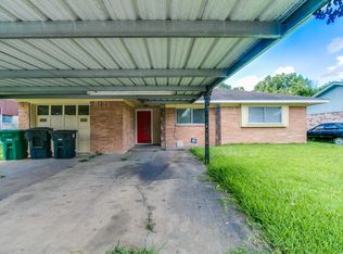 5239 Selinsky Rd, Houston, TX 77048