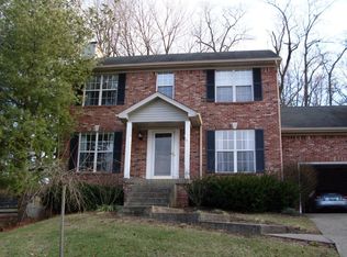 1400 Cadet Ct, Lyndon, KY 40222
