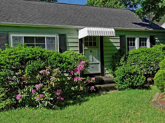 4th image of 12 E Dillenbeck Dr