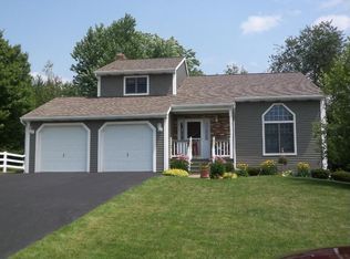 308 Winding Ridge Rd, Endwell, NY 13760