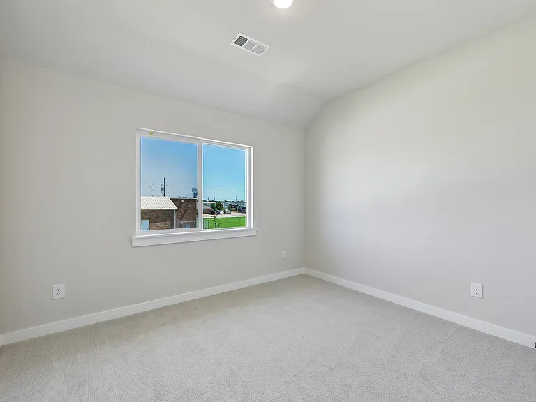 2866 Grandview Dr — Photo 16