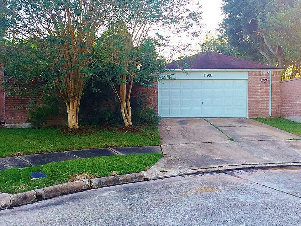 1st image of 15931 Val Vista Dr