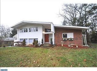 911 Harston Ln, Erdenheim, PA 19038