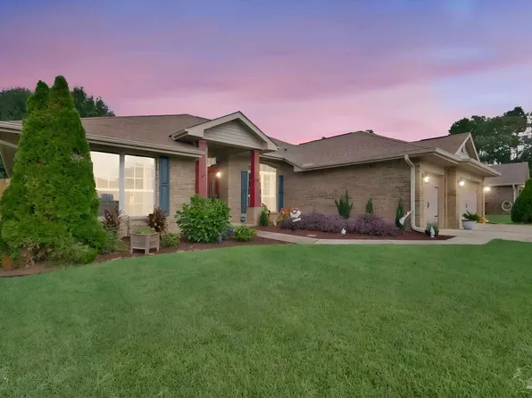 6185 Autumn Pines Cir, Pace, FL 32571