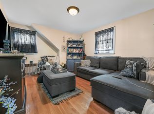 913 4th St FLOOR 2, West Babylon, NY 11704