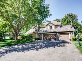 1303 Wilderness Ln, Eagan, MN 55123