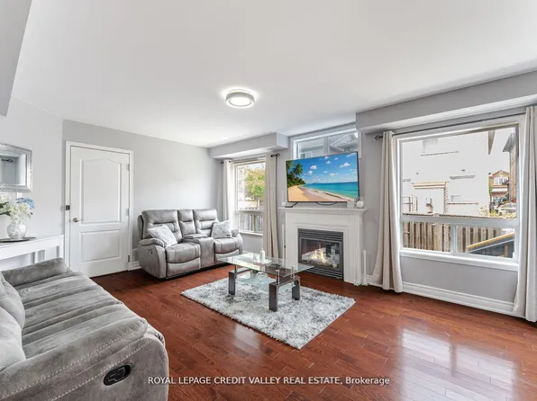 12 Greenhalf Dr, Ajax, ON L1S 7N6