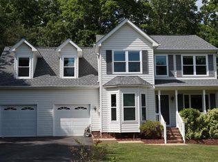 60 Hamlin Dr, Fredericksburg, VA 22405