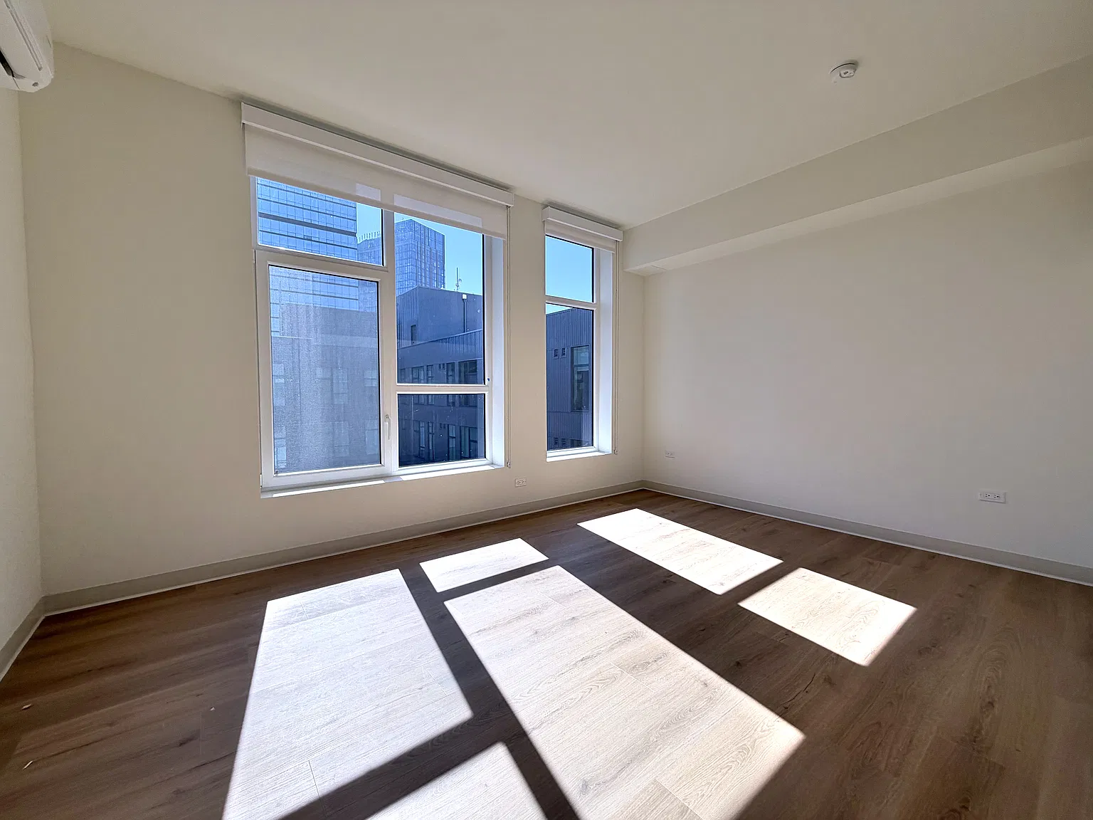 1 bed, $2,227 — Photo 2
