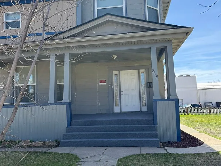 818 3rd Ave N — Photo 21
