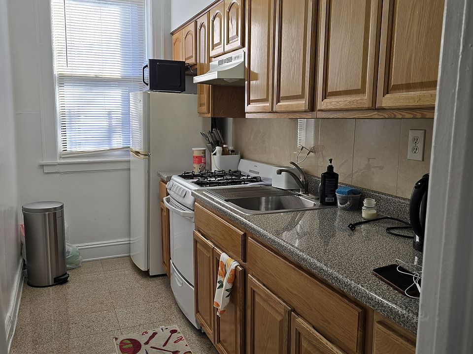 1st image of 30-92 35th St #2