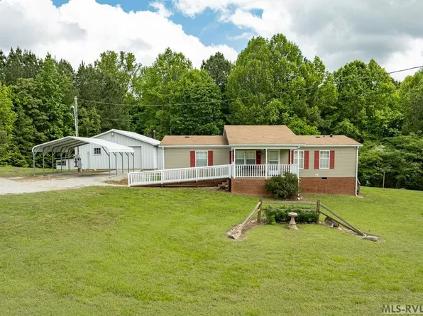 524 Boxwood Rd, South Hill, VA 23970