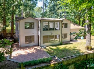 16610 212th Ave NE, Woodinville, WA