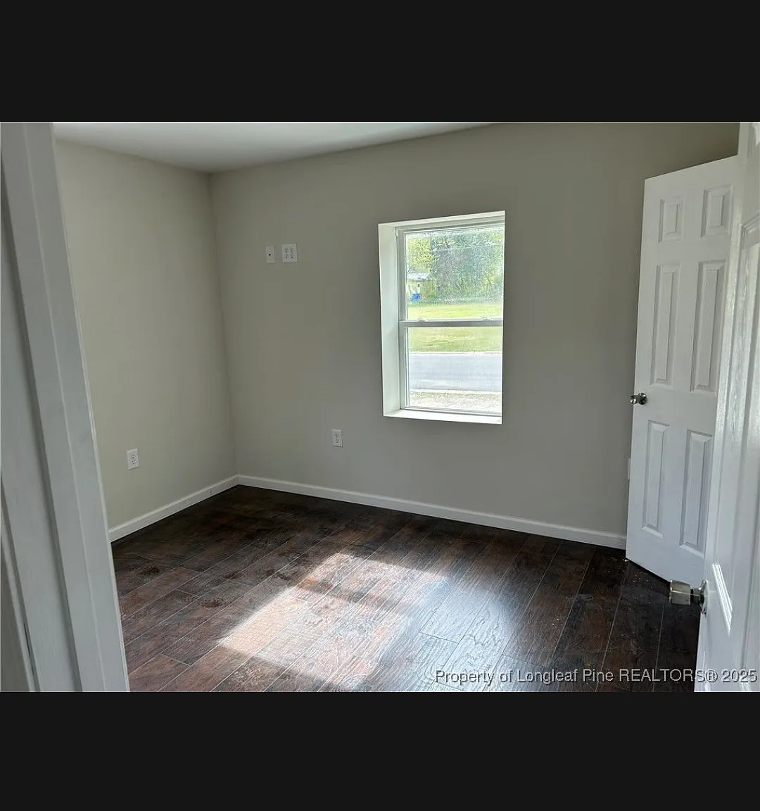 1914 Slater Ave — Photo 1