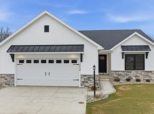 2554 Timberstone Dr E, Elkhart, IN 46514