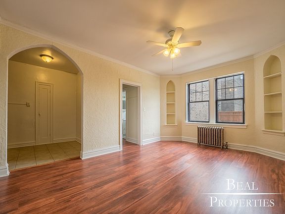 2nd image of 4829 N Damen #4829-207