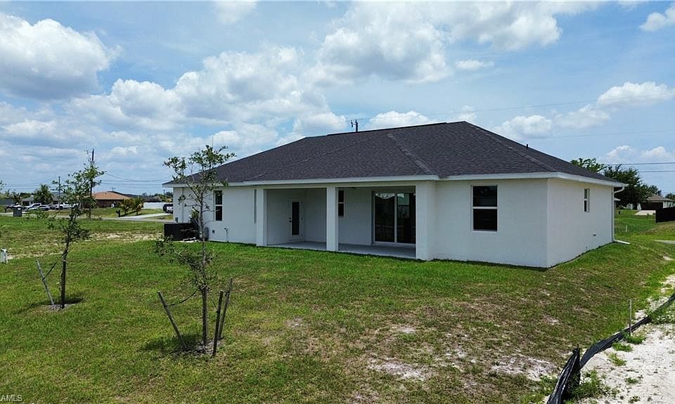 1st image of 1316 NE 1st Pl #1316
